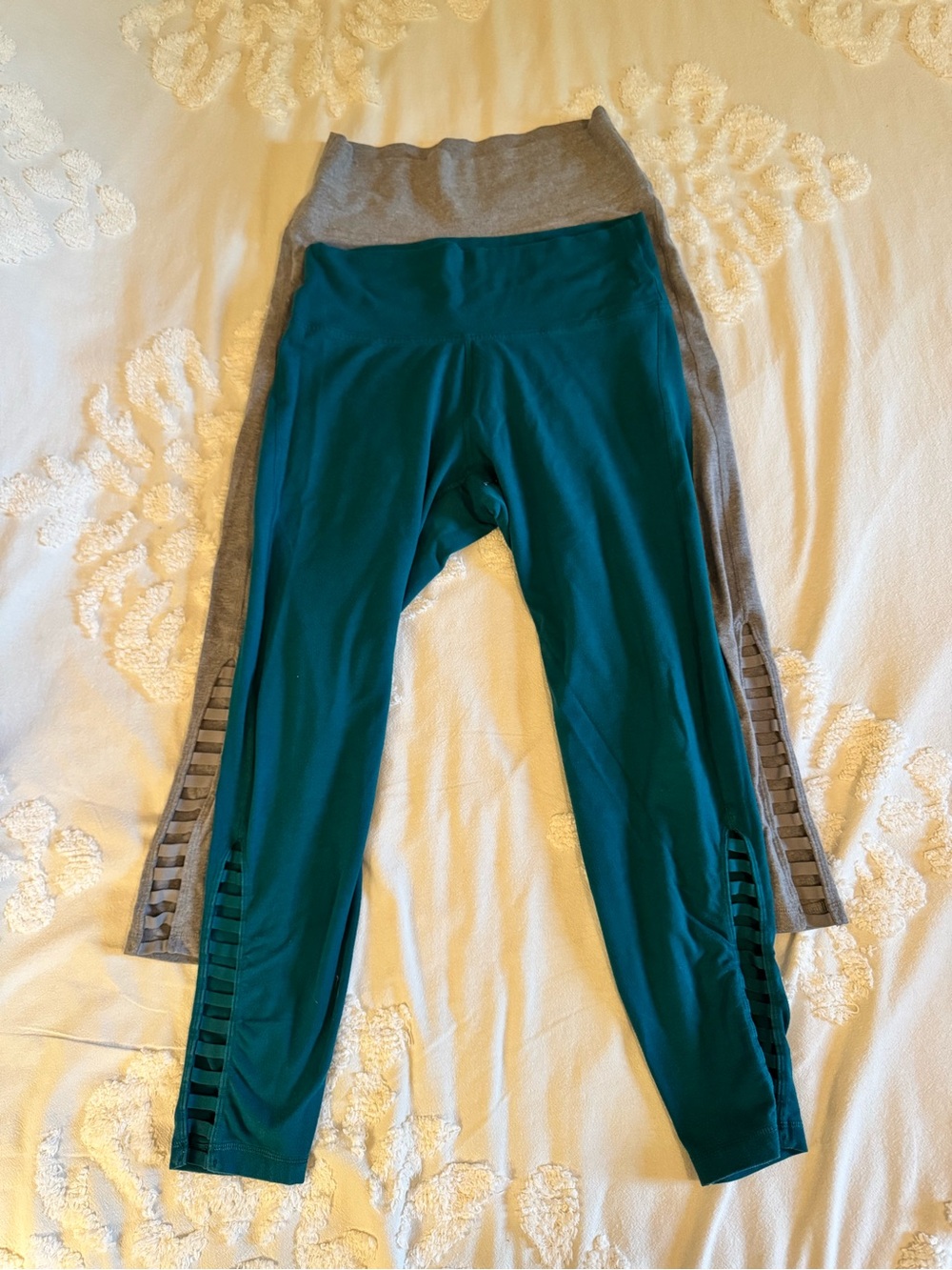 Women’s Old Navy Go-Dry Balance Leggings